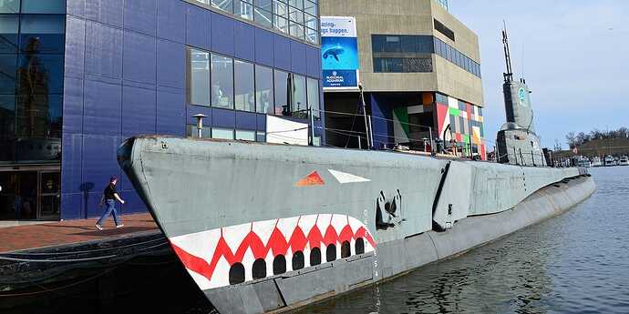World War II museum ships suddenly feel less like history after a US submarine sank an Iranian warship - Business Insider