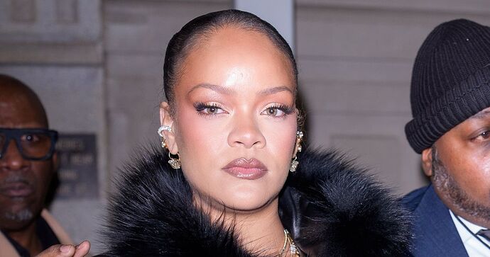 Florida Woman Used AR-15-Style Weapon to Shoot Rihanna’s Home - Vulture
