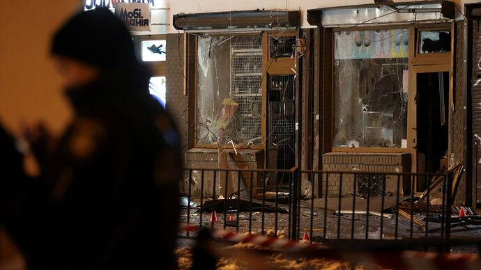Deadly explosions in western Ukraine investigated as ‘terrorist attack’ - Yahoo News Singapore