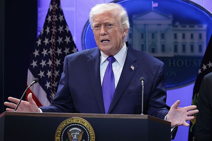 Poll: Most say the state of the union is not strong and the U.S. is worse off