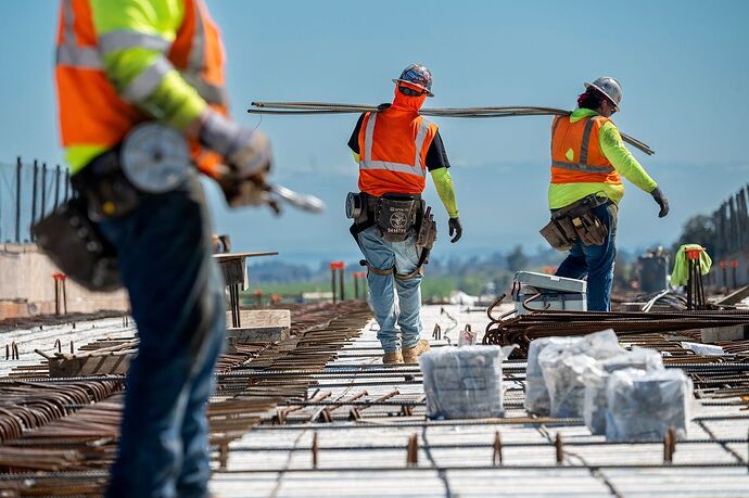 Treasury Traders Await Payrolls Report That Could Sway Fed Bets - Bloomberg.com